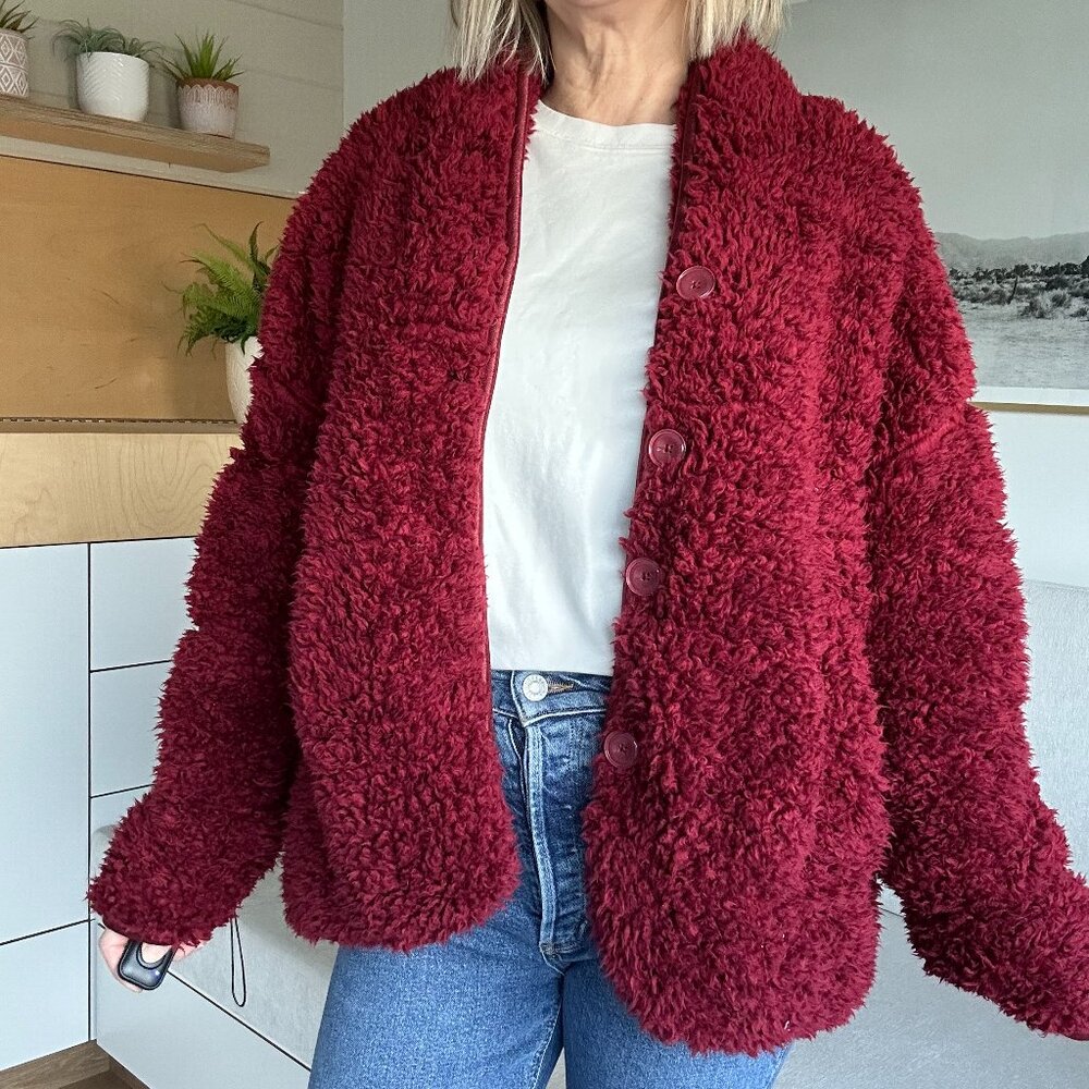 XS Urban Outfitters Teddy Sherpa Jacket in a berry colour